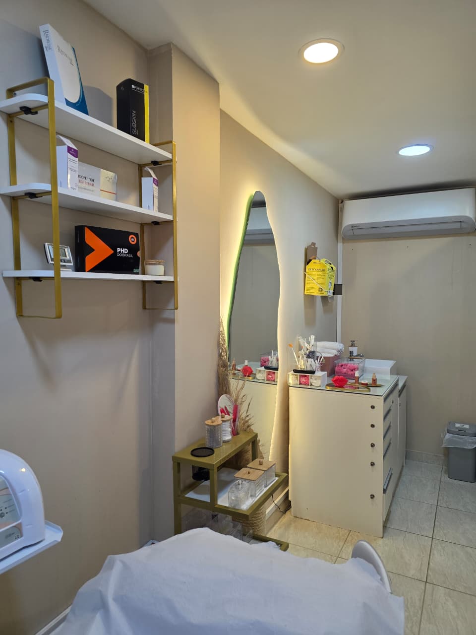 WhatsApp Image 2026-03-18 at 18.08.28