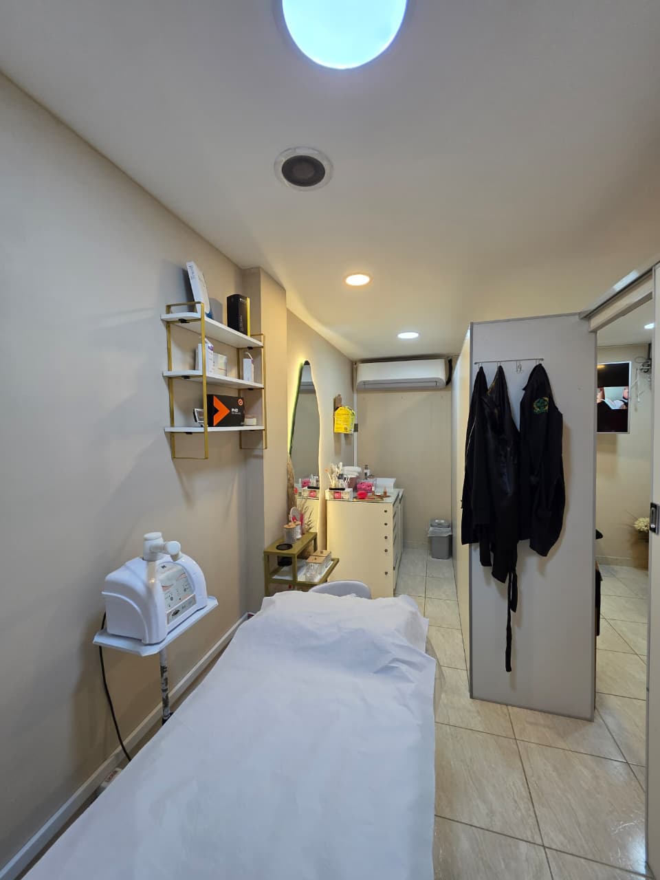 WhatsApp Image 2026-03-18 at 18.08.29